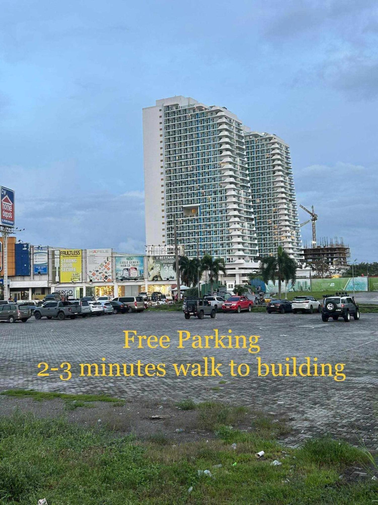 The Aces Crib At Azure North Pampanga Aparthotel Exterior foto